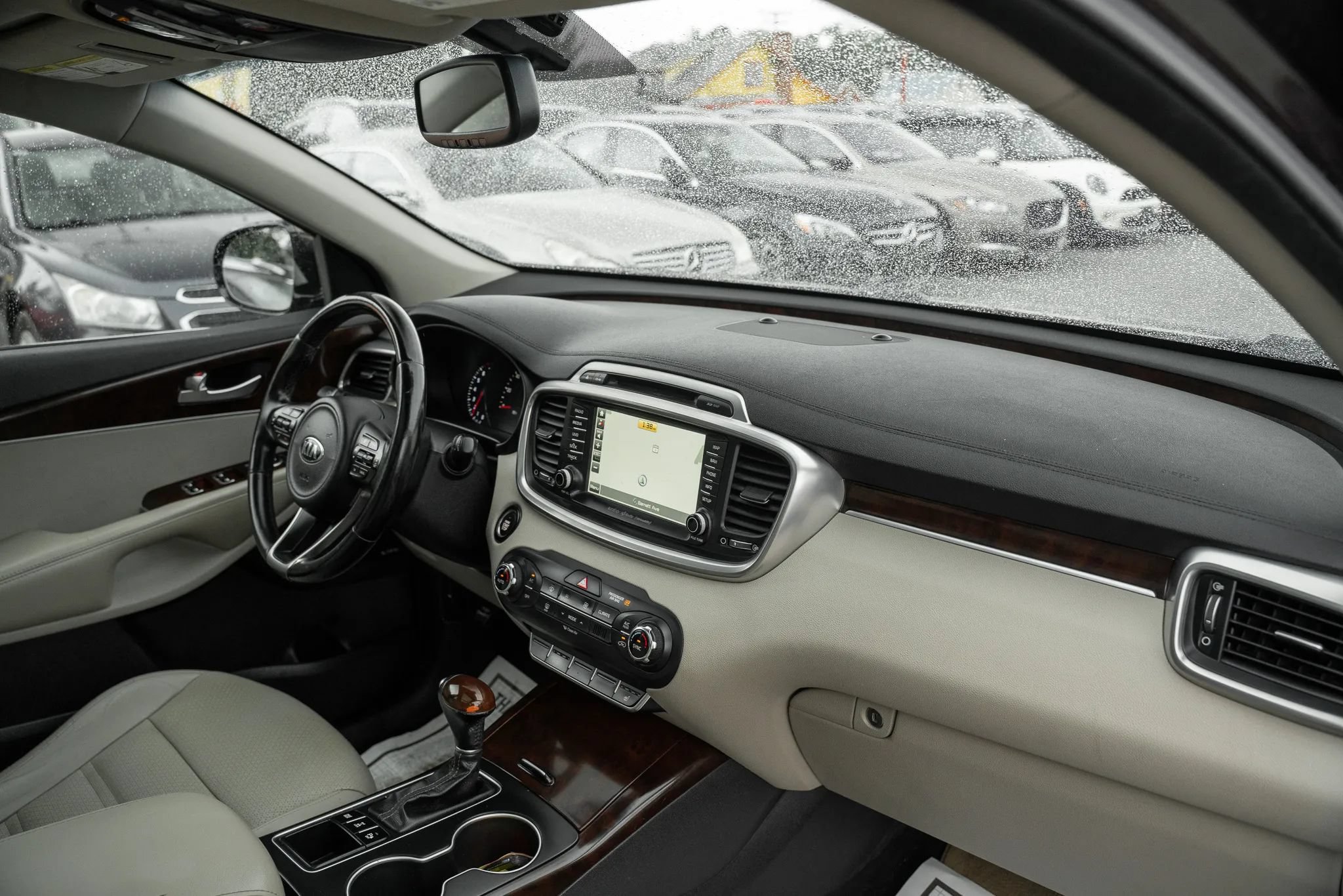 Used 2016 Kia Sorento EX w/ EX Touring Package AWD/4WD image 14