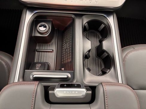 New 2025 Ford Expedition Max Active image 23