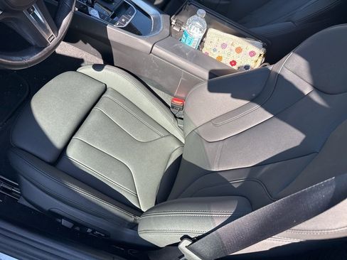 Used 2023 BMW Z4 M40i w/ Premium Package image 5