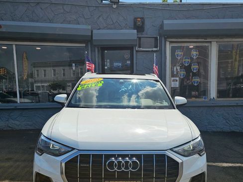 Used 2020 Audi Q3 2.0T Premium w/ Convenience Package image 1