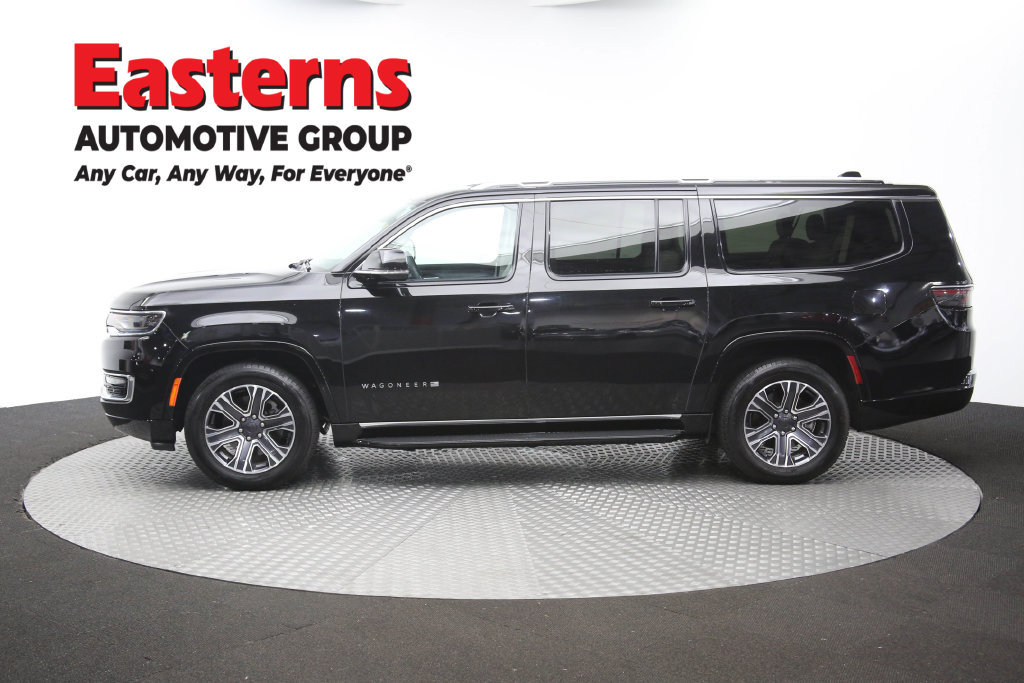 Used 2024 Jeep Wagoneer L Series II RWD image 69
