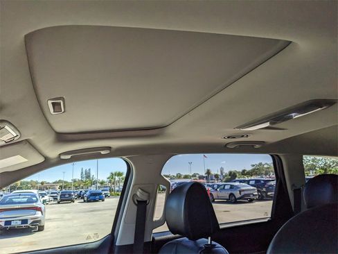 Used 2024 Kia Telluride S w/ S Sunroof Package image 23