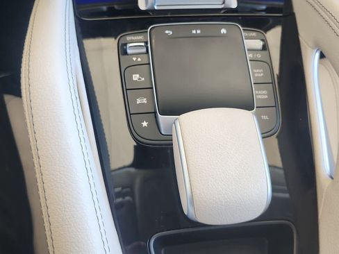 Used 2024 Mercedes-Benz GLE 450 4MATIC image 17