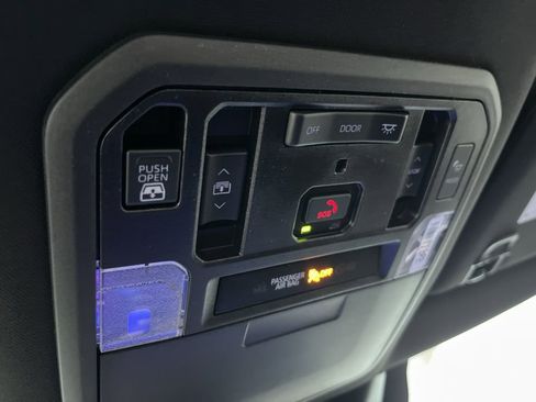 New 2026 Toyota Tundra Limited AWD/4WD image 17