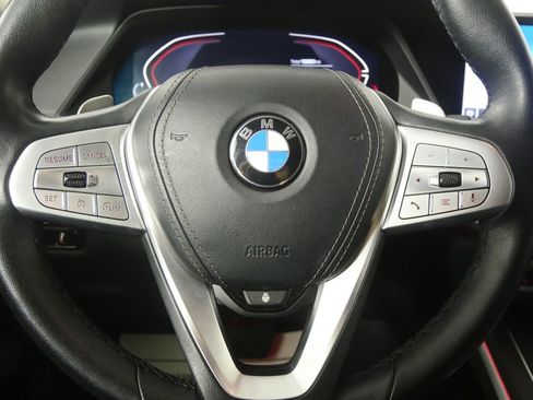 Used 2021 BMW X7 xDrive40i w/ Premium Package image 21