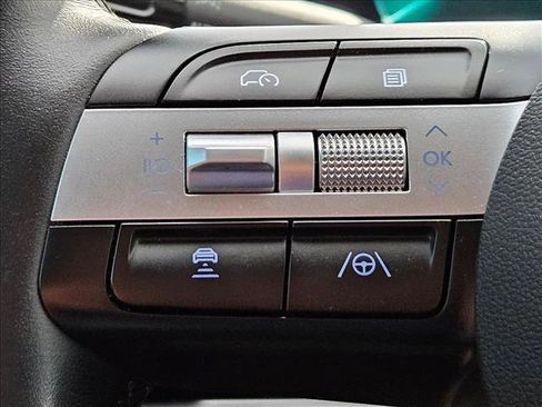 Certified 2025 Hyundai Tucson SEL AWD/4WD image 23