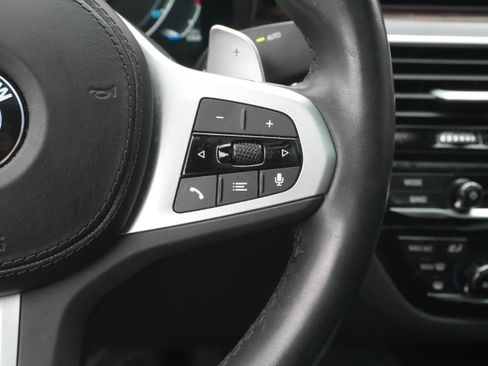 Certified 2023 BMW 540i w/ Executive Package image 20