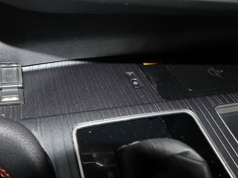 Used 2023 Toyota Sienna XSE image 23