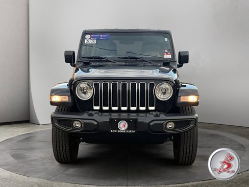 Used 2020 Jeep Wrangler Unlimited Sahara image 2