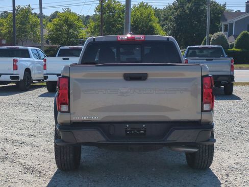 Certified 2023 Chevrolet Colorado Trail Boss AWD/4WD image 9