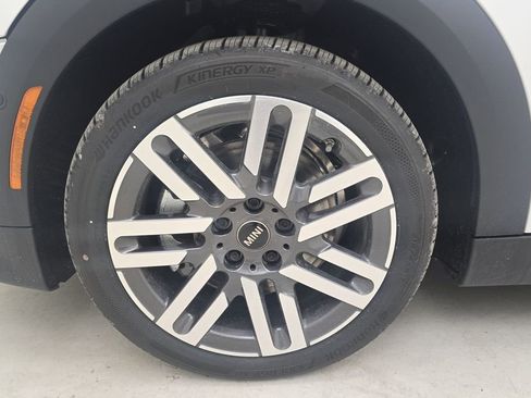 New 2026 MINI Cooper 2-Door Hardtop image 11