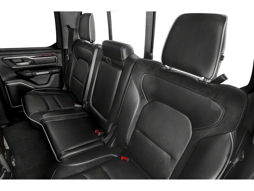 Used 2019 RAM 1500 Laramie AWD/4WD image 15