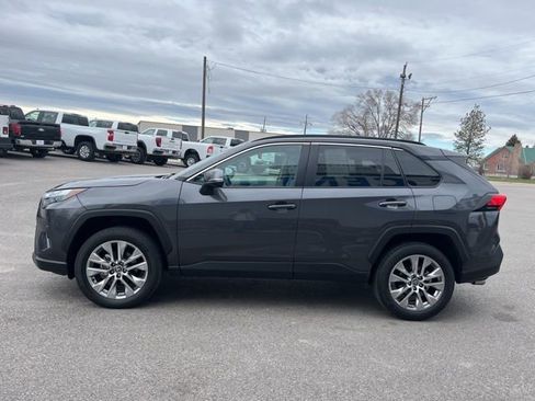 Used 2025 Toyota RAV4 XLE Premium w/ Weather Package AWD/4WD image 7