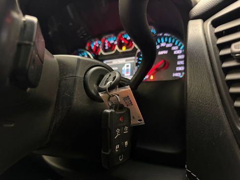 Used 2019 Chevrolet Tahoe LT AWD/4WD image 32