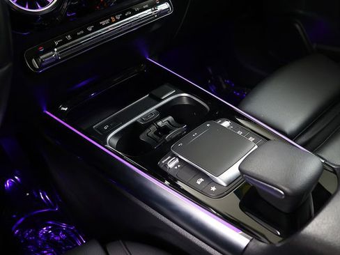 Certified 2023 Mercedes-Benz GLA 250 4MATIC image 23