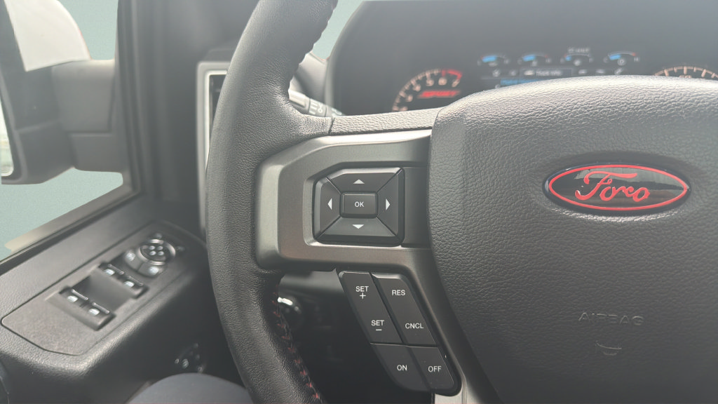 Used 2018 Ford F150 Lariat w/ Equipment Group 502A Luxury AWD/4WD image 22