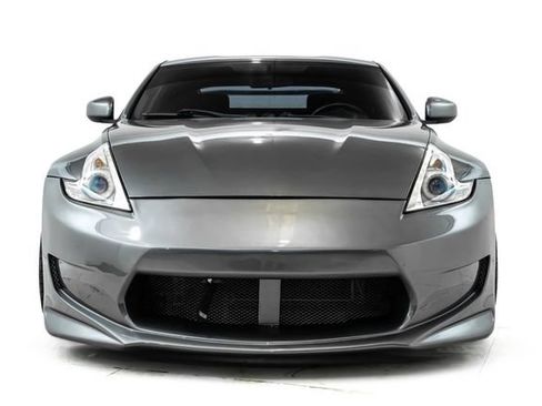 Used 2016 Nissan 370Z Coupe RWD image 6
