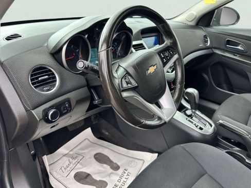 Used 2014 Chevrolet Cruze LT FWD image 13