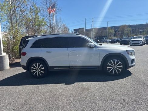 Used 2020 Mercedes-Benz GLB 250 4MATIC image 4