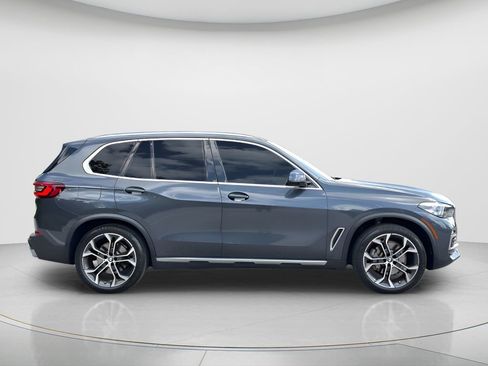 Used 2021 BMW X5 xDrive40i w/ Premium Package 3 AWD/4WD image 4
