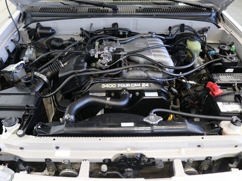 Used 2000 Toyota 4Runner Limited AWD/4WD image 14