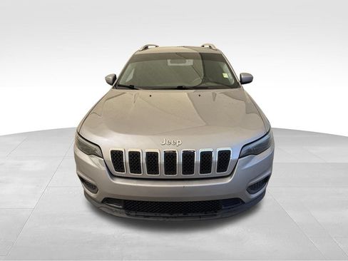 Used 2020 Jeep Cherokee Latitude FWD image 4