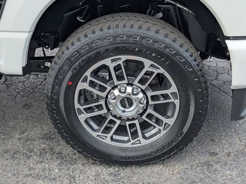 New 2026 Ford F350 Platinum w/ Platinum Plus Package image 19