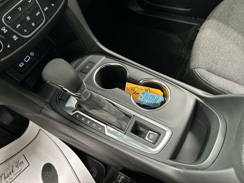 Used 2024 Chevrolet Equinox LT image 17