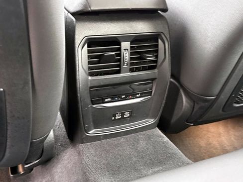 Used 2023 BMW i4 eDrive35 image 14