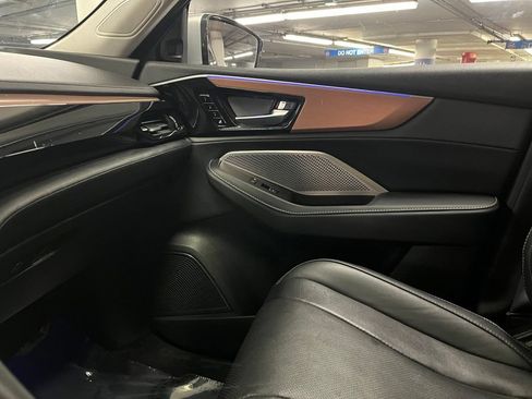 Used 2022 Acura MDX w/ Technology Package AWD/4WD image 31