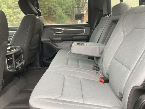 Used 2021 RAM 1500 Big Horn image 30