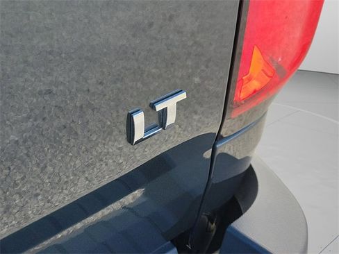 Used 2017 Chevrolet Colorado LT w/ Safety Package image 10