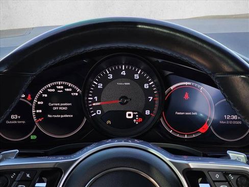 Used 2019 Porsche Cayenne w/ Premium Plus Package image 18