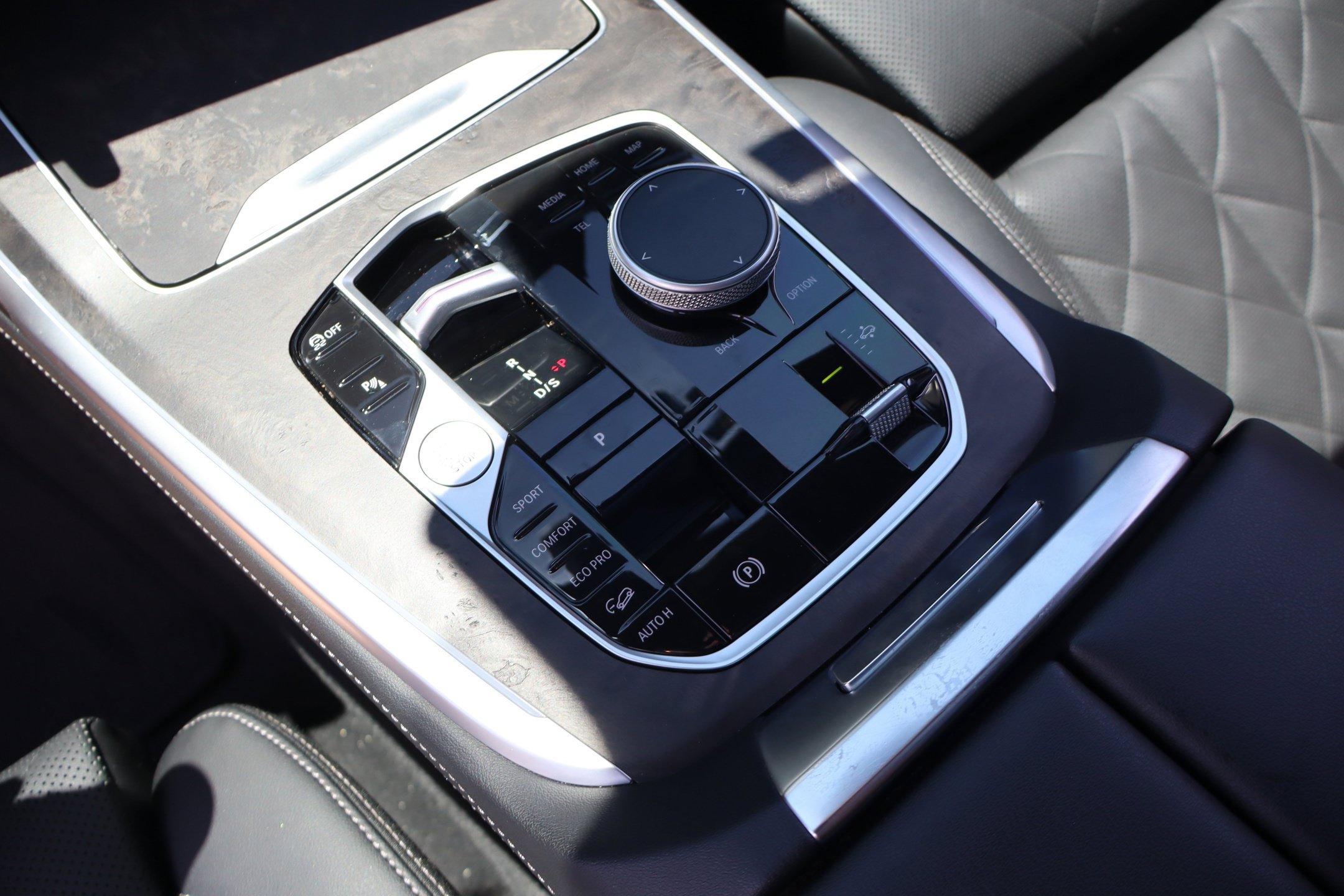 Used 2025 BMW X7 xDrive40i AWD/4WD image 22