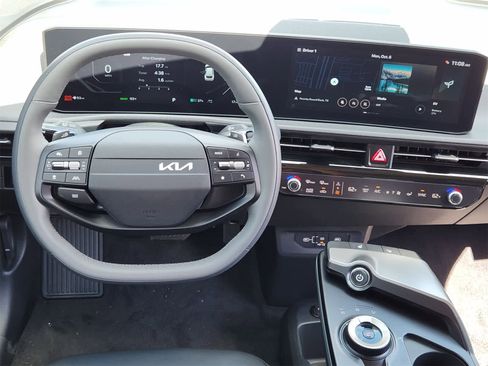 New 2025 Kia EV6 Light image 23