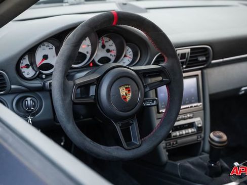 Used 2006 Porsche 911 Carrera S RWD image 7