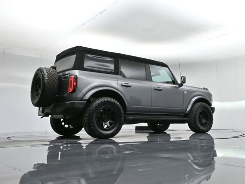Used 2023 Ford Bronco Outer Banks image 50