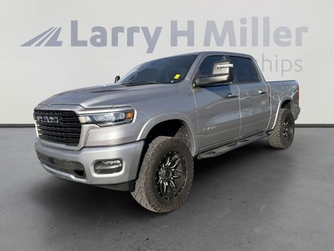 Used 2025 RAM 1500 Laramie w/ Sport Appearance Package image 5