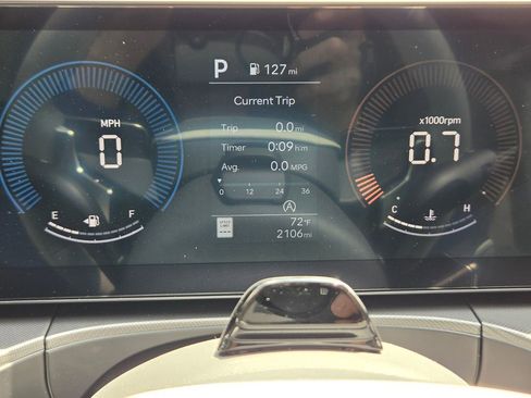 Used 2026 Hyundai Santa Fe SEL FWD image 28