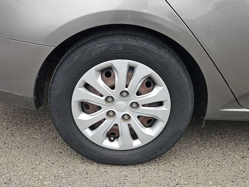 Used 2012 Kia Forte EX FWD image 9
