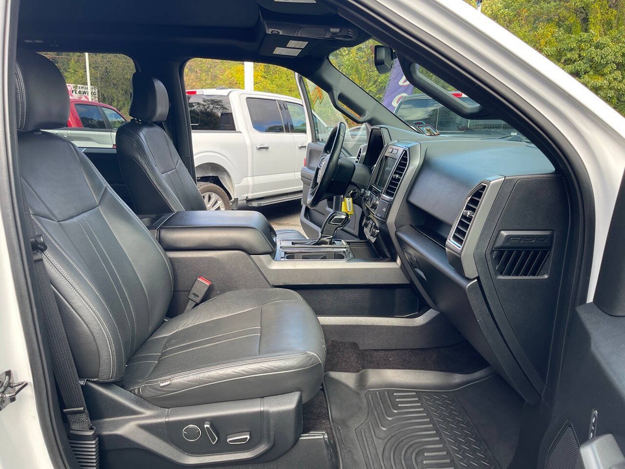 Used 2016 Ford F150 XLT w/ Equipment Group 302A Luxury AWD/4WD image 34