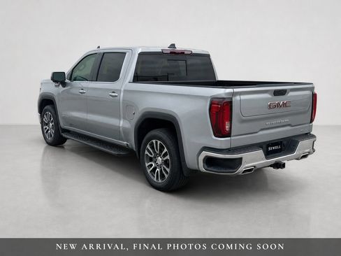 Used 2024 GMC Sierra 1500 SLT AWD/4WD image 3