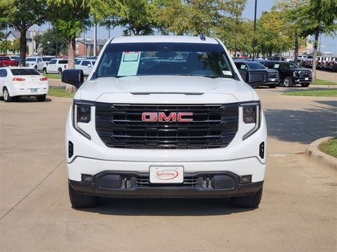 Used 2023 GMC Sierra 1500 Elevation image 2