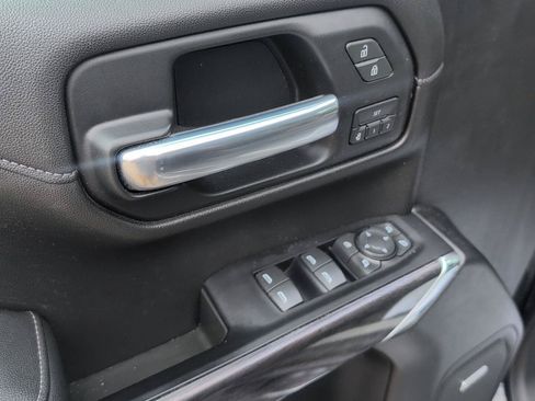 Used 2019 Chevrolet Silverado 1500 LTZ w/ LTZ Plus Package AWD/4WD image 17