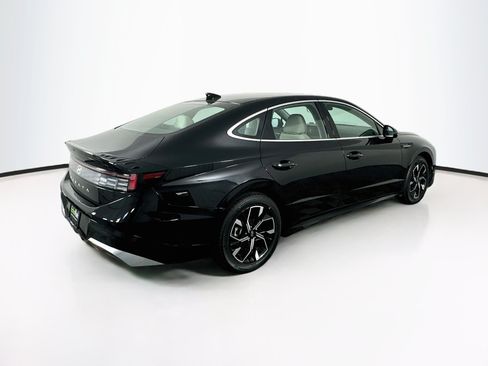 Used 2025 Hyundai Sonata SEL FWD image 9