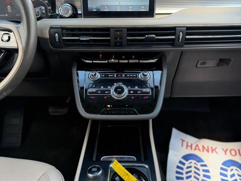 Used 2020 Lincoln Corsair AWD w/ Equipment Group 101A image 10