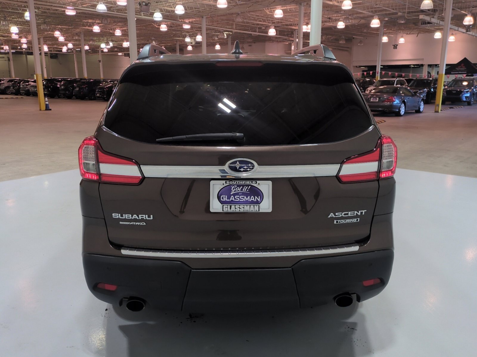 Used 2019 Subaru Ascent Touring w/ Popular Package #2 AWD/4WD image 4