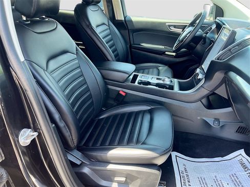 Used 2024 Ford Edge SEL image 26