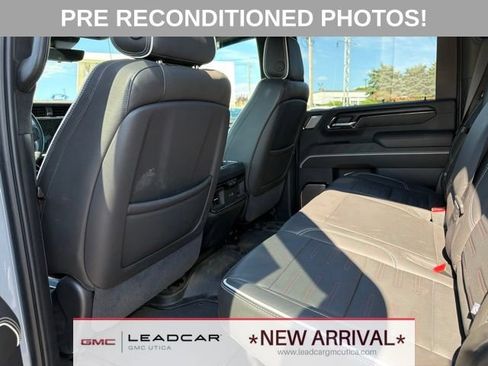 Used 2025 GMC Sierra 2500 AT4X AWD/4WD image 18