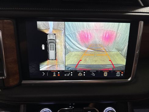 Used 2023 GMC Yukon XL Denali Ultimate image 23